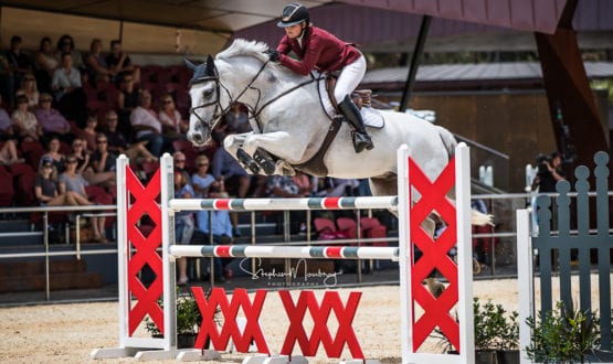 Jess Brown and 'Casco' win the final jumping double clear in a time of 37.04 secs Jess Brown and 'Casco' win the final jumping double clear in a time of 37.04 secs