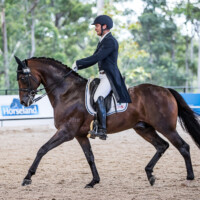 Gordon Pratt and 'Bloomers Simply The Best' score 67.79%